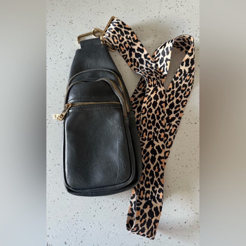 Grey Leather Crossbody Bag with Leopard Strap